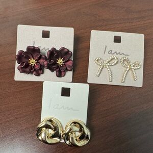 FASHION JEWELRY: SET OF 3 STUD EARRINGS